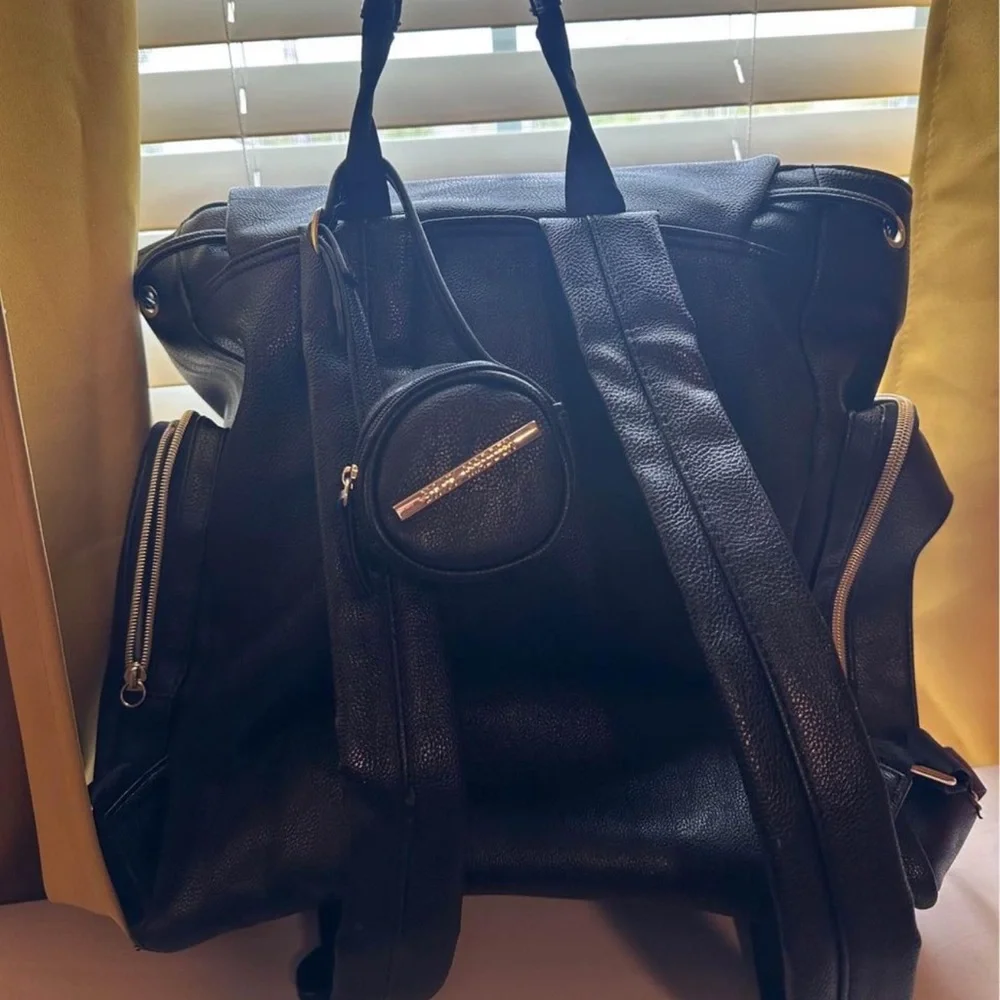 Steve Madden lots storage